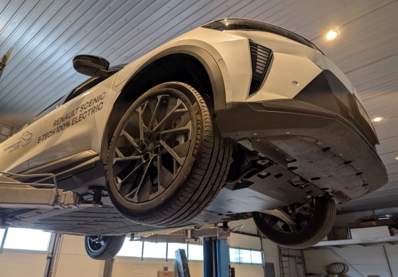 Cubre carter metalico Renault Megane E-Tech