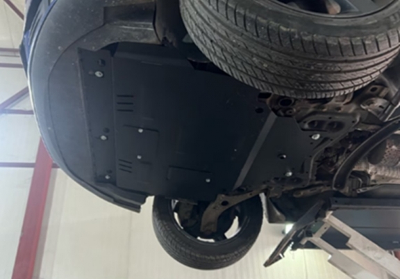 Cubre carter metalico Volvo V50