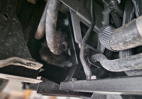 Cubre carter de aluminio Nissan NV300